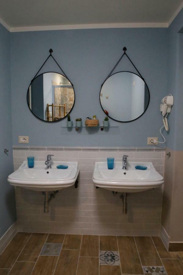Beb Binario39 Bed & Breakfast Napoli Dış mekan fotoğraf