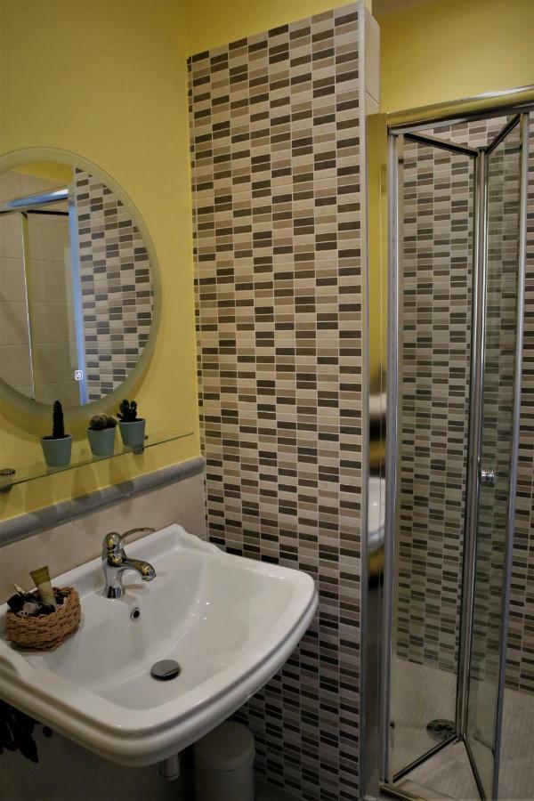 Beb Binario39 Bed & Breakfast Napoli Dış mekan fotoğraf