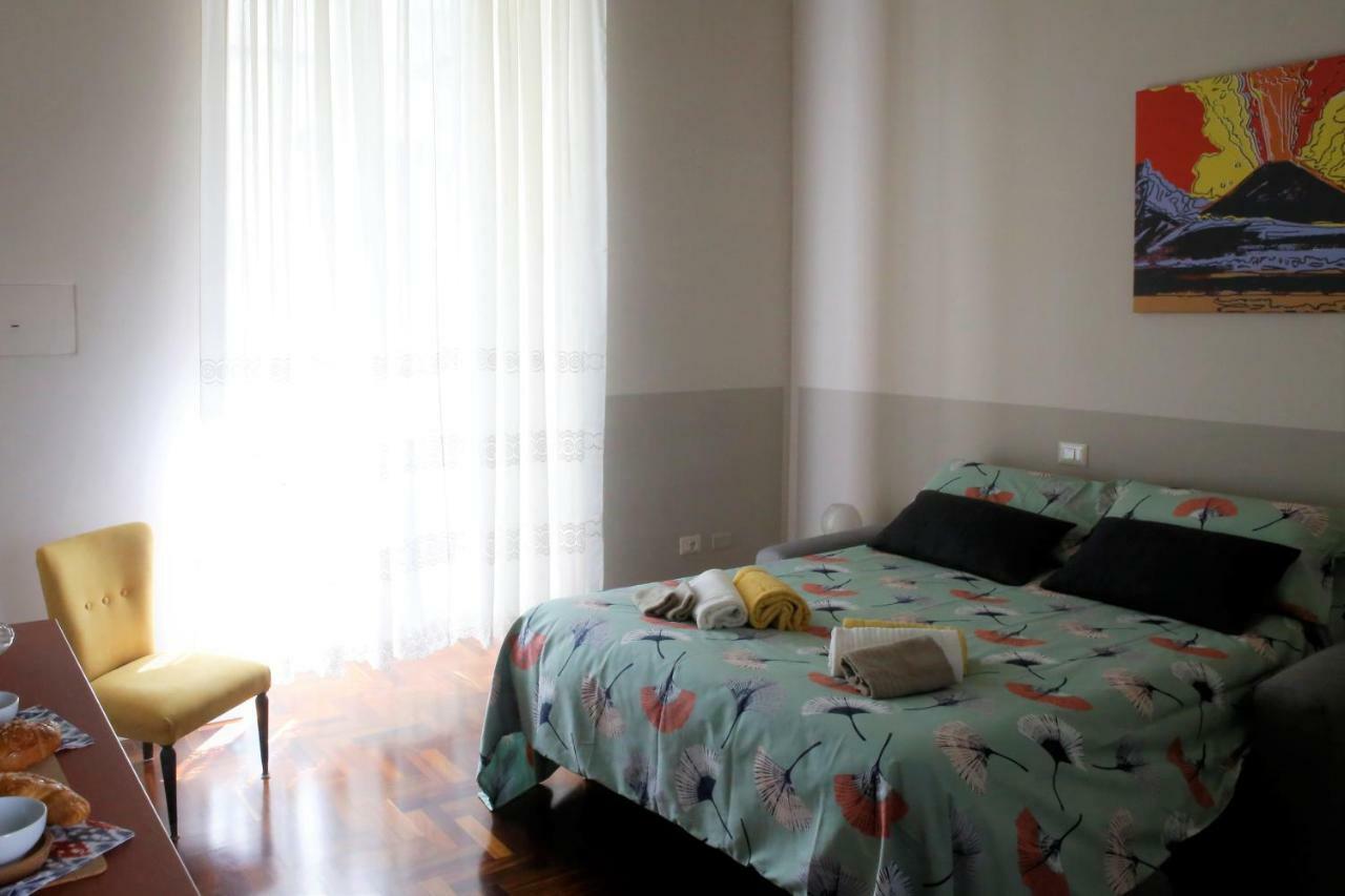 Beb Binario39 Bed & Breakfast Napoli Dış mekan fotoğraf