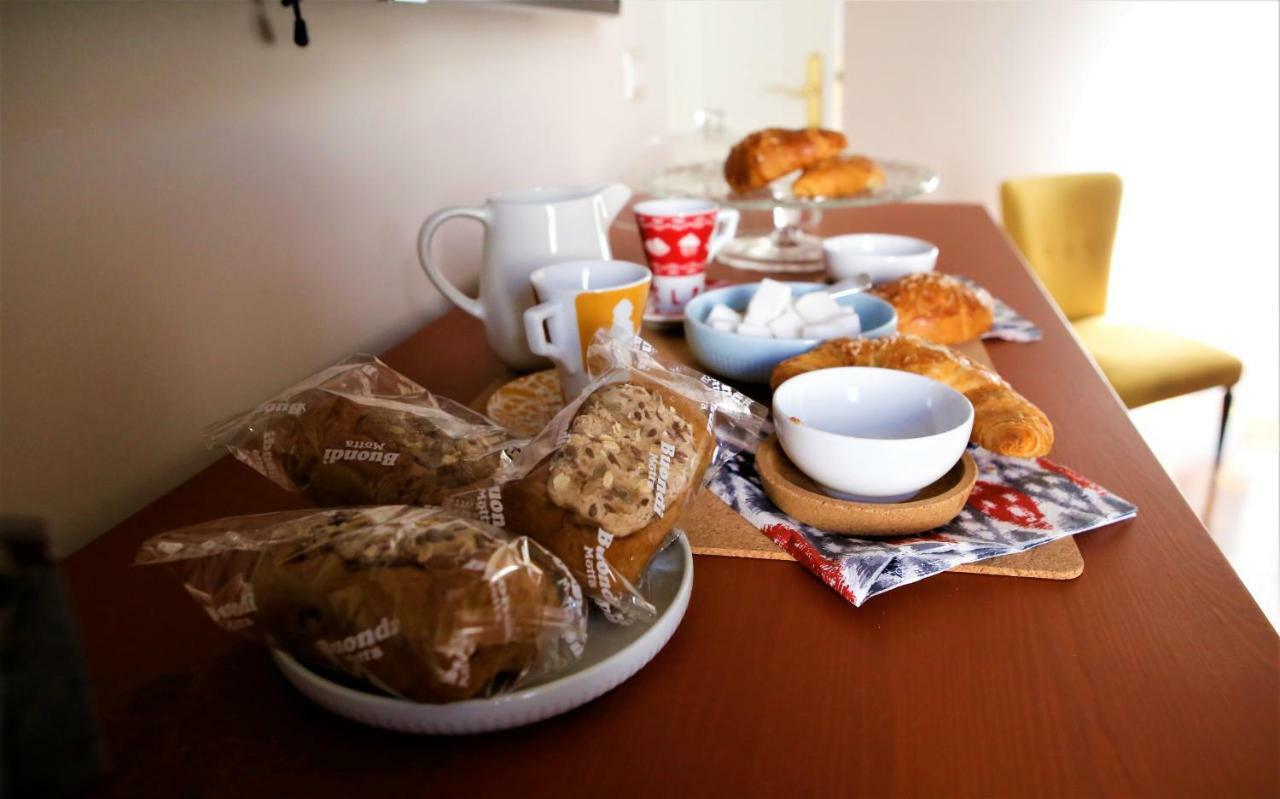 Beb Binario39 Bed & Breakfast Napoli Dış mekan fotoğraf